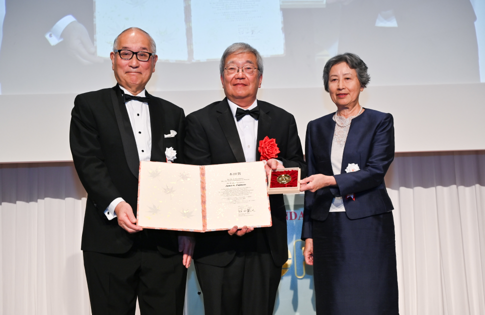 Dr. James G. Fujimoto Wins 45th Honda Prize for Optical Coherence Tomography