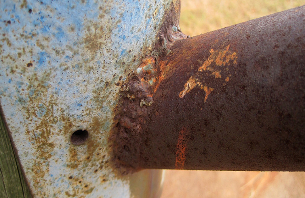 HOW TO AVOID EQUIPMENT CORROSION PROBLEMS WITH ULTRASONIC THICKNESS TESTING