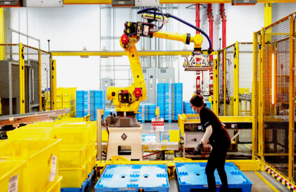 Robots Won’t Close the Warehouse Worker Gap Anytime Soon