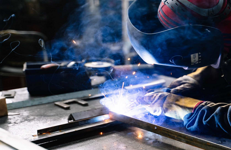WELDING FOR JOISTS AND FINISHING OF MACHINING RAILS